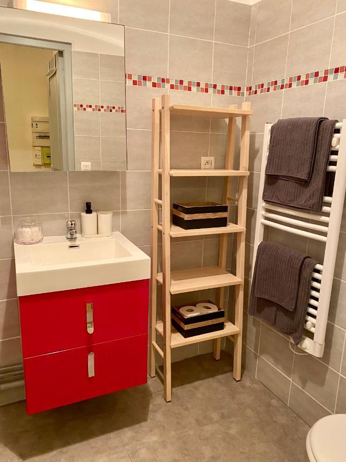 Newly Renovated Ground Floor Apartment Close To Thermes Bagnères-de-Luchon 외부 사진
